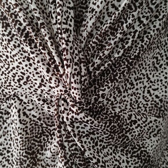 Liz Claiborne lodge Brown Multi Twist front knot Top Sz L NWT - Picture 4 of 7